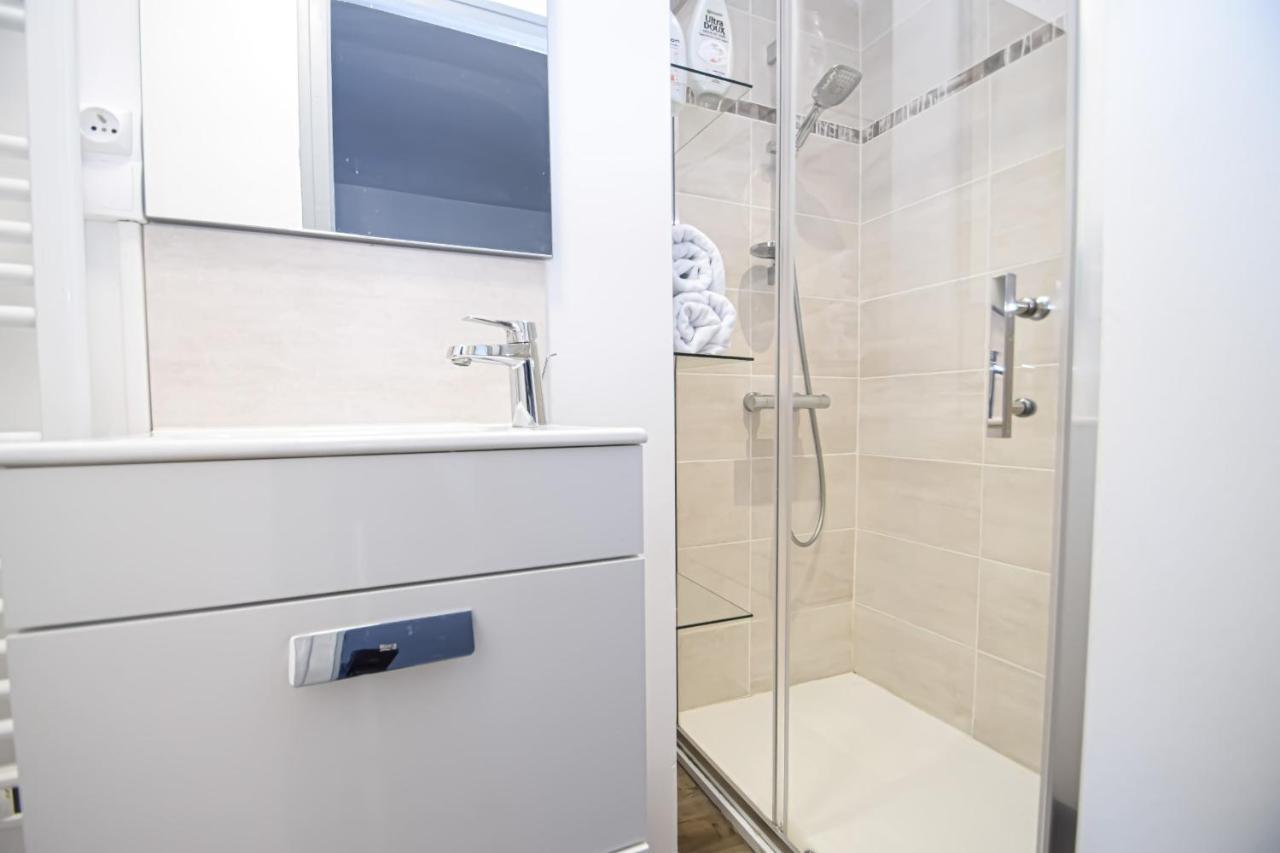 Grand Studio Au Coeur De Dinard A 1Min Du Marche Et 6Min Plage De L'Ecluse Appartement Buitenkant foto